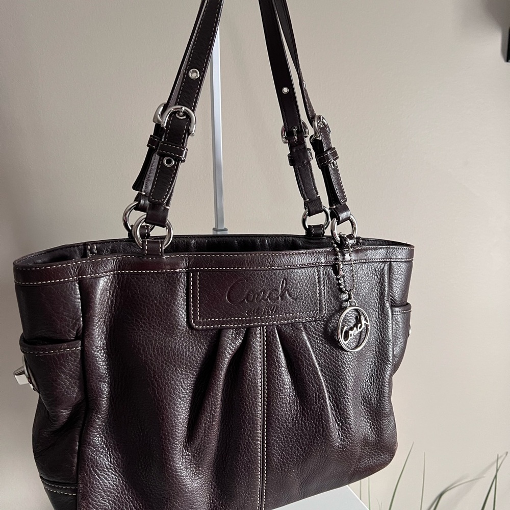 Y2K Coach Dark Brown Pebbled Leather Shoulder Tote with Charm